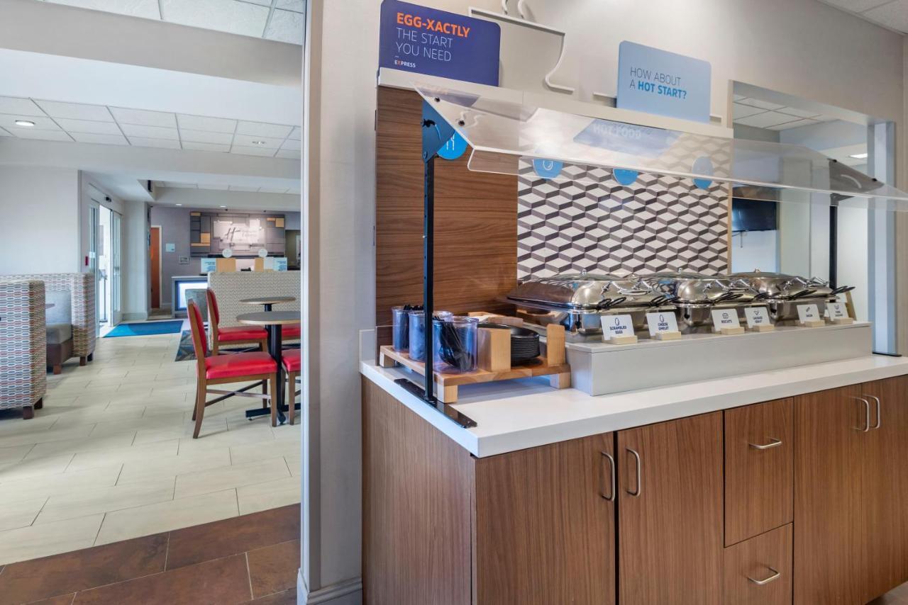 Holiday Inn Express Charlotte West - Gastonia By Ihg Εξωτερικό φωτογραφία