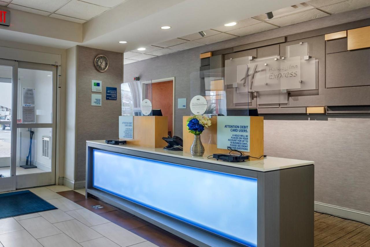 Holiday Inn Express Charlotte West - Gastonia By Ihg Εξωτερικό φωτογραφία