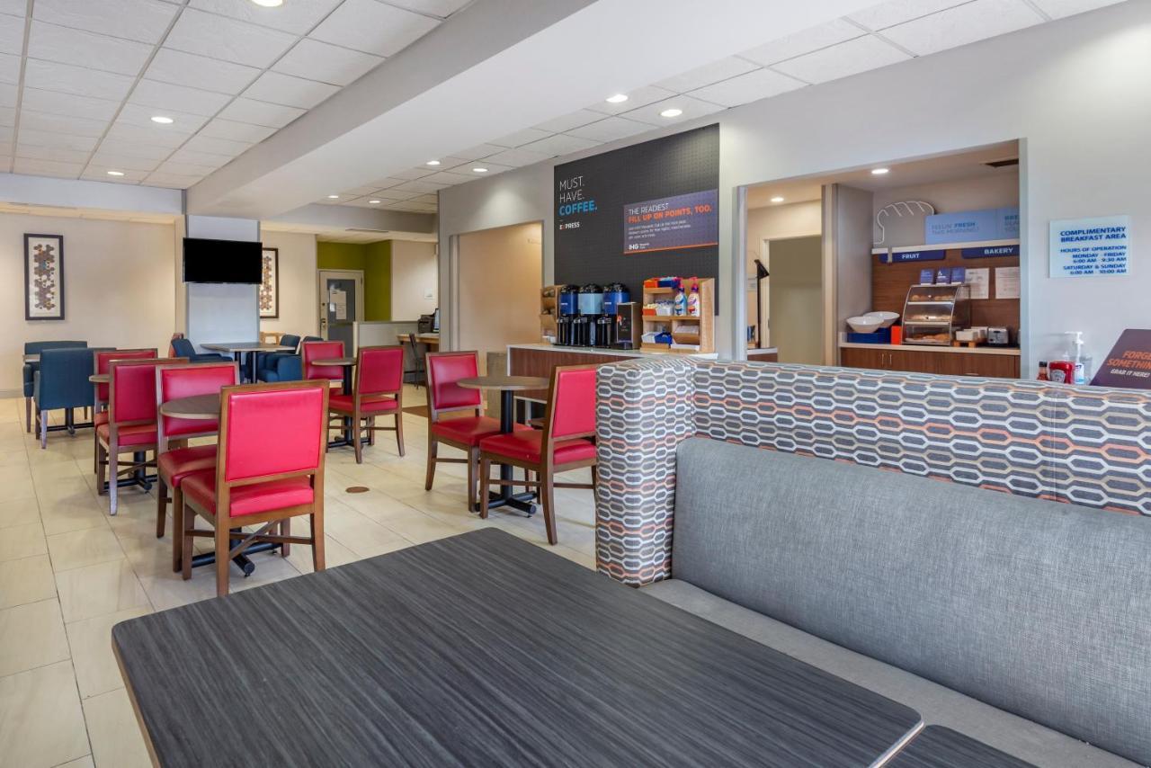 Holiday Inn Express Charlotte West - Gastonia By Ihg Εξωτερικό φωτογραφία