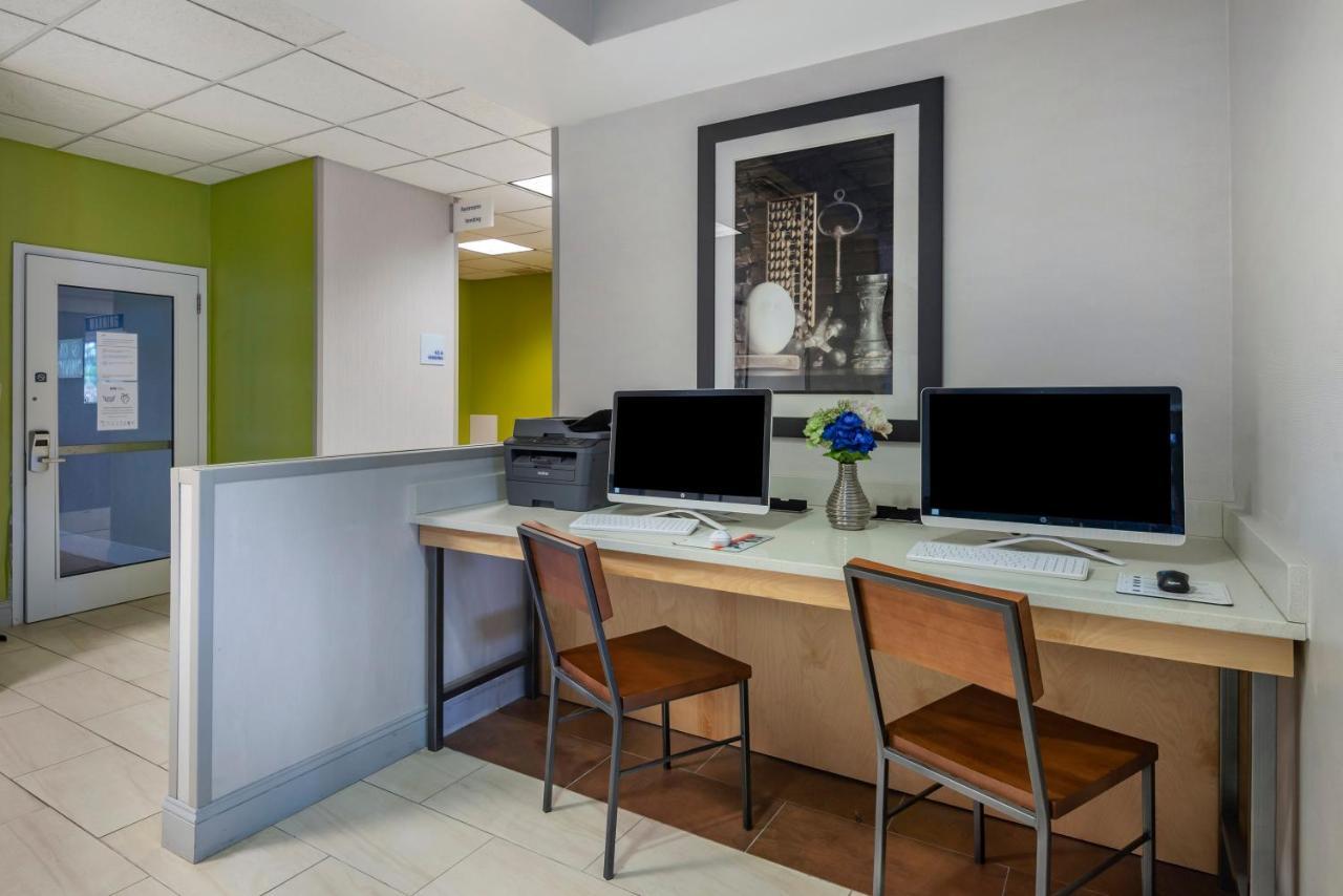 Holiday Inn Express Charlotte West - Gastonia By Ihg Εξωτερικό φωτογραφία