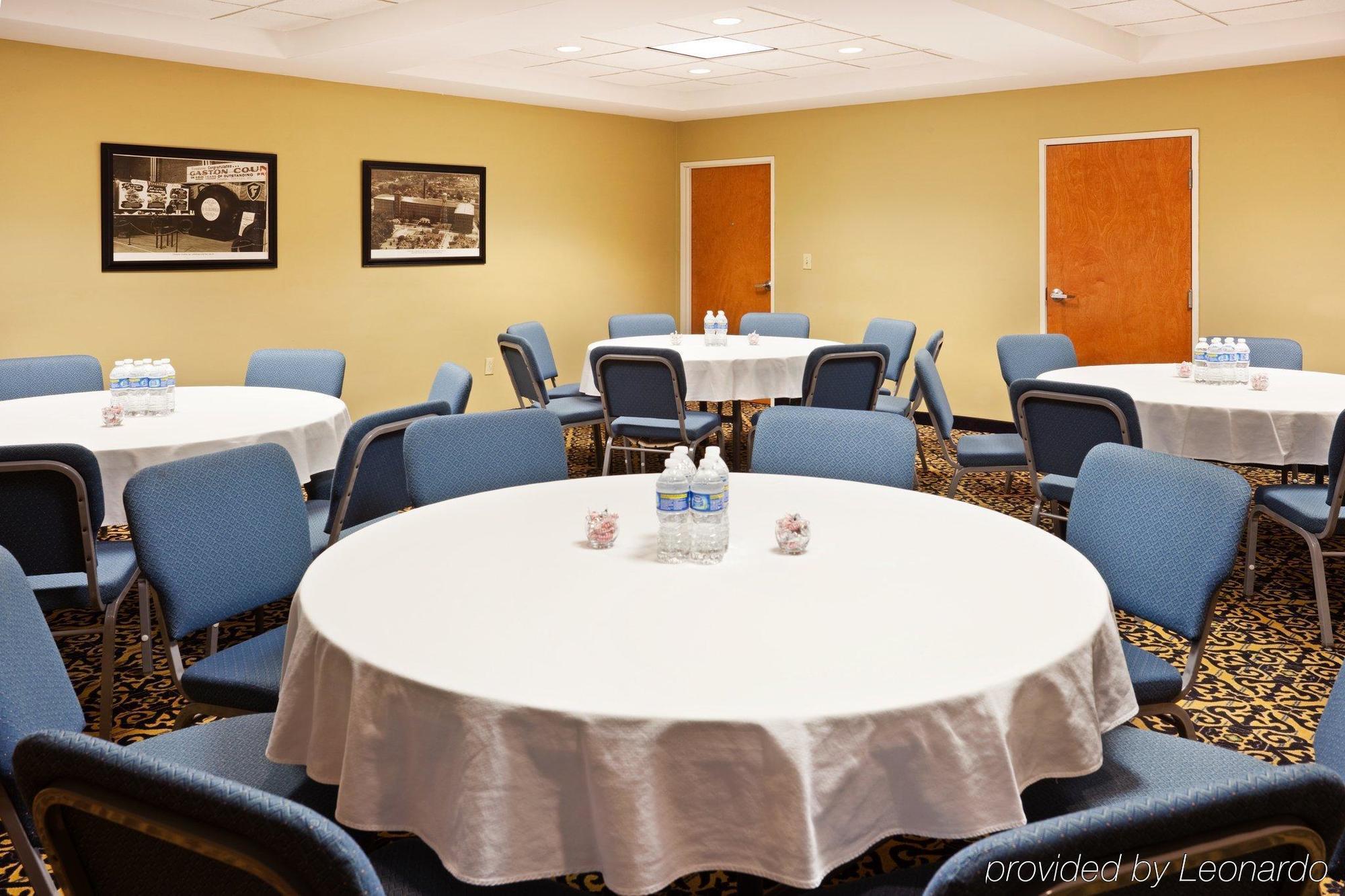 Holiday Inn Express Charlotte West - Gastonia By Ihg Ανέσεις φωτογραφία