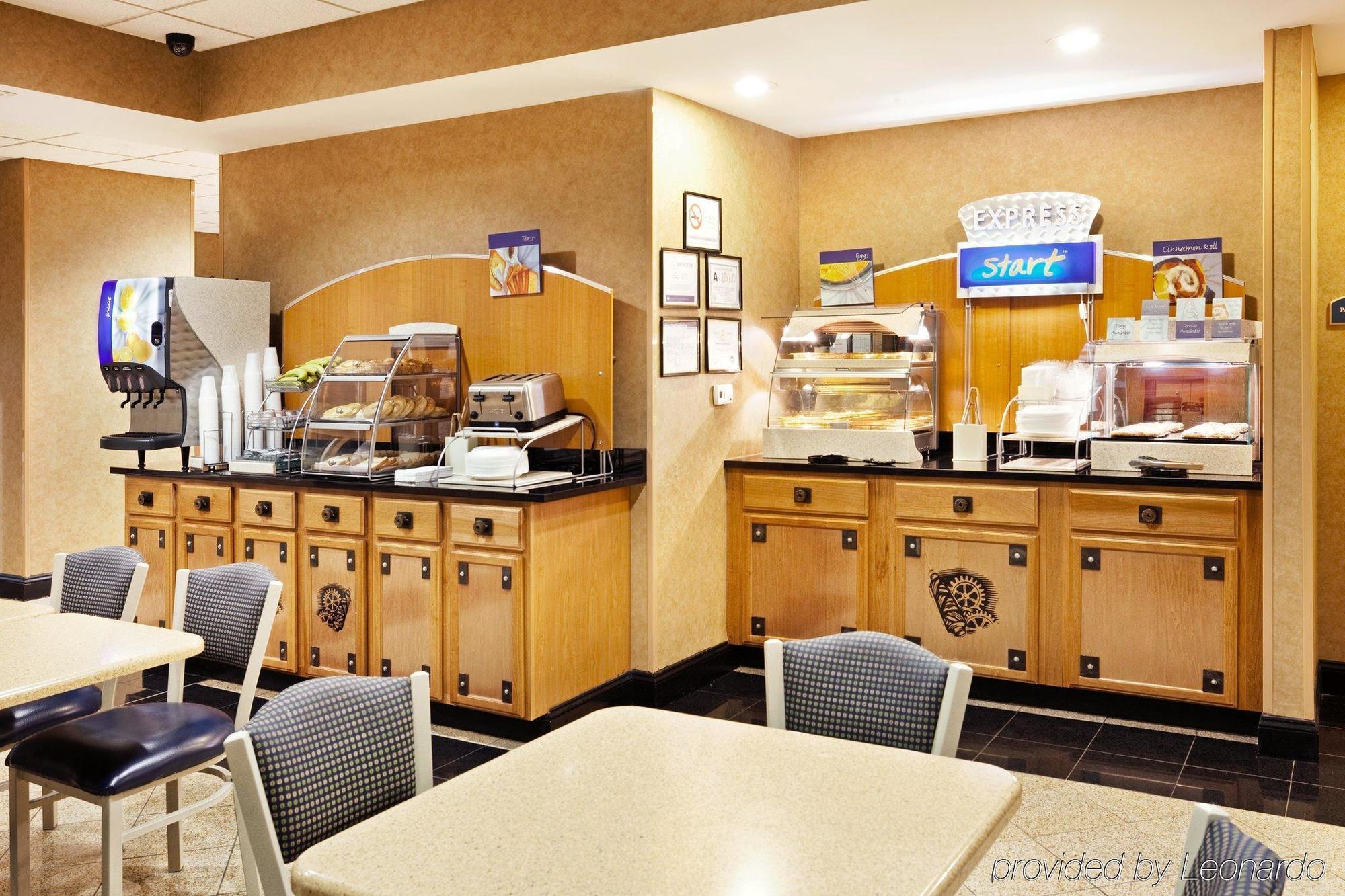Holiday Inn Express Charlotte West - Gastonia By Ihg Εξωτερικό φωτογραφία